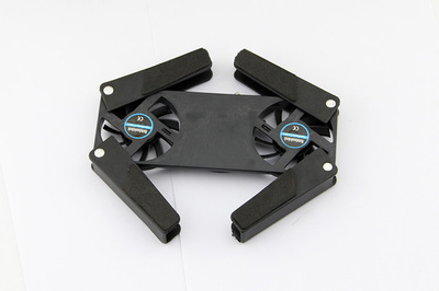 折疊式迷你型小強散熱墊 便攜高效的筆記本散熱解決方案